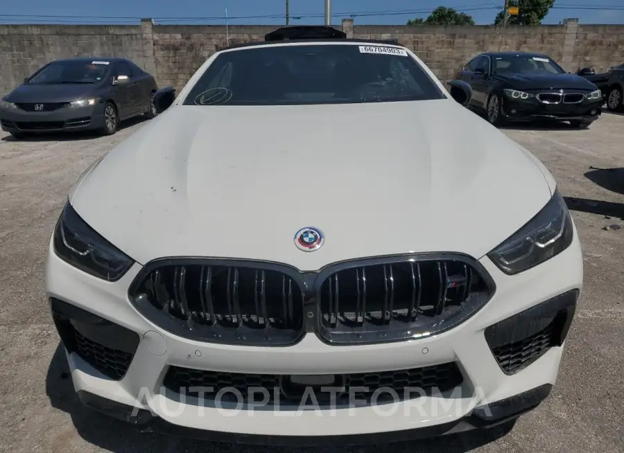 BMW M8 2023 vin WBSDZ0C02PCL57507 from auto auction Copart