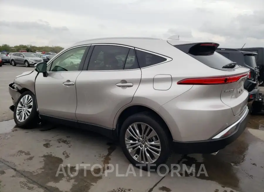 TOYOTA VENZA LE 2022 vin JTEAAAAH0NJ114394 from auto auction Copart