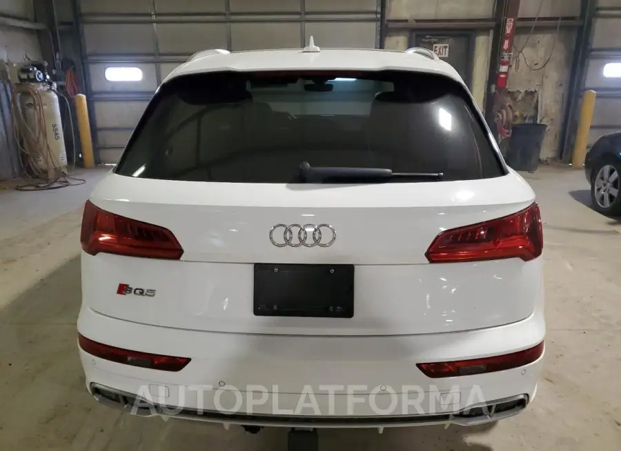 AUDI SQ5 PREMIU 2018 vin WA1A4AFY8J2127123 from auto auction Copart