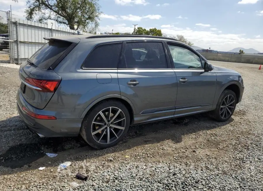 AUDI SQ7 PRESTI 2020 vin WA1VWAF75LD012621 from auto auction Copart