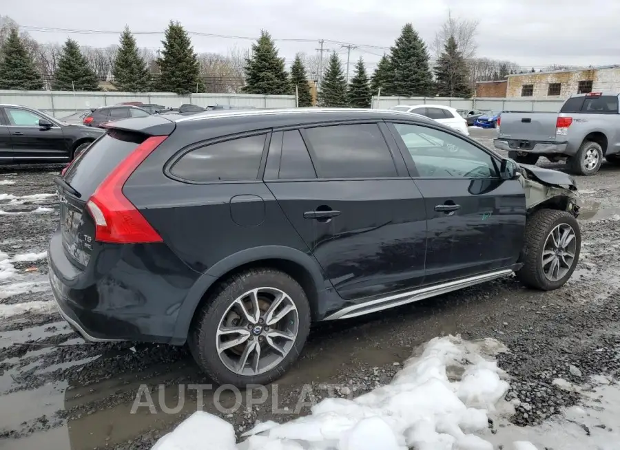 VOLVO V60 CROSS 2015 vin YV4612HK8F1001082 from auto auction Copart