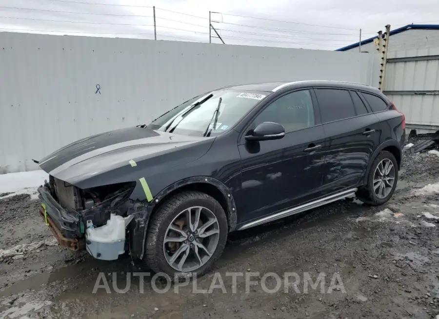 VOLVO V60 CROSS 2015 vin YV4612HK8F1001082 from auto auction Copart