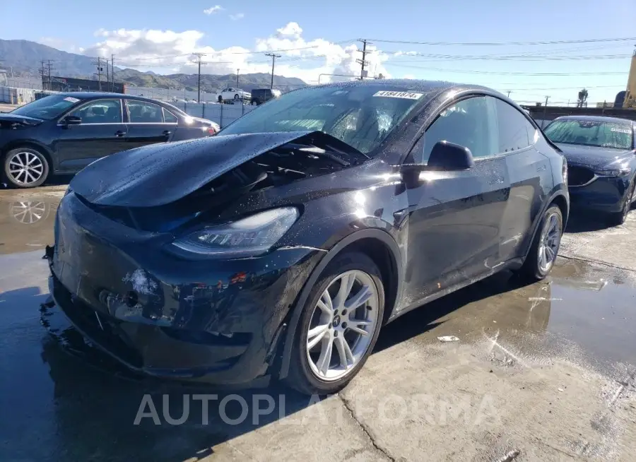 TESLA MODEL Y 2021 vin 5YJYGDEE5MF094104 from auto auction Copart