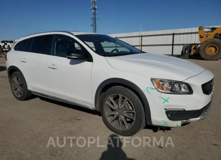 VOLVO V60 CROSS 2018 vin YV440MWK1J2058042 from auto auction Copart