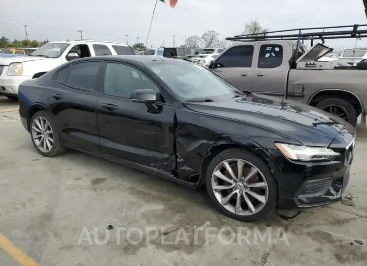 VOLVO S60 T6 MOM 2019 vin 7JRA22TK4KG003440 from auto auction Copart