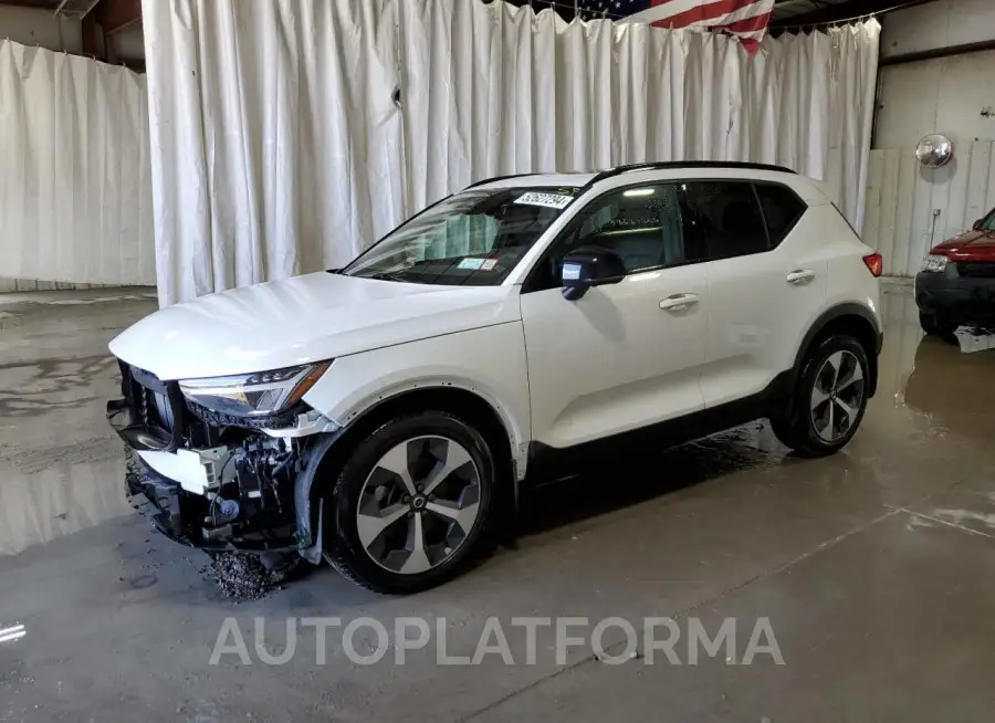 VOLVO XC40 PLUS 2023 vin YV4L12UW2P2915075 from auto auction Copart