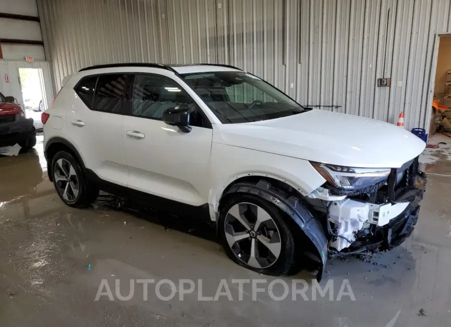 VOLVO XC40 PLUS 2023 vin YV4L12UW2P2915075 from auto auction Copart