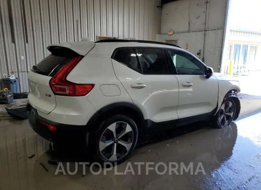 VOLVO XC40 PLUS 2023 vin YV4L12UW2P2915075 from auto auction Copart