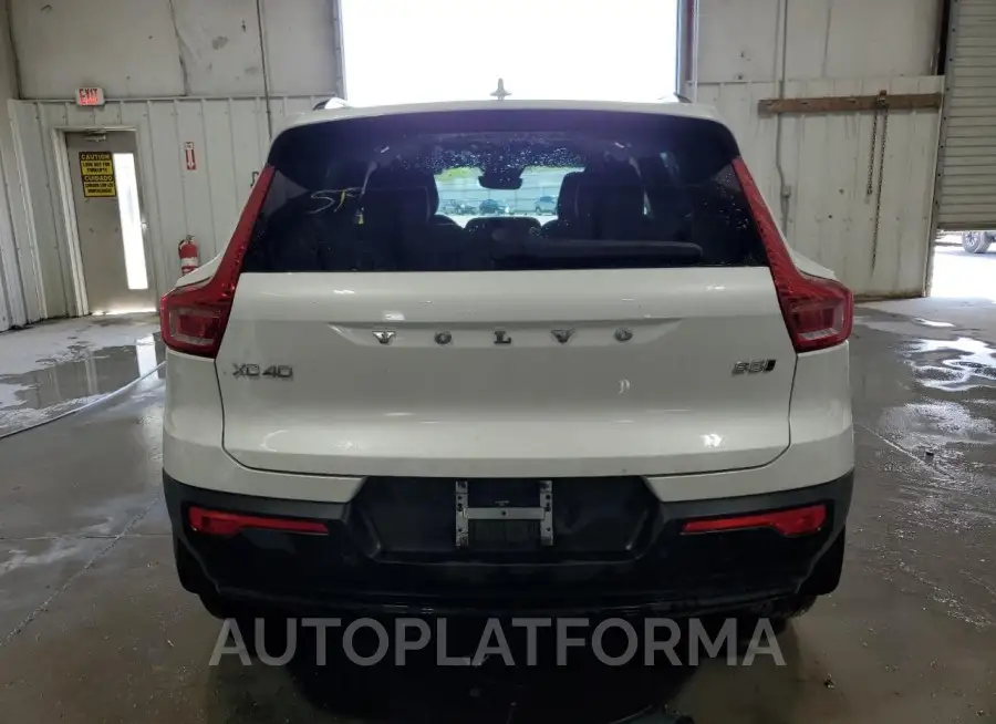 VOLVO XC40 PLUS 2023 vin YV4L12UW2P2915075 from auto auction Copart