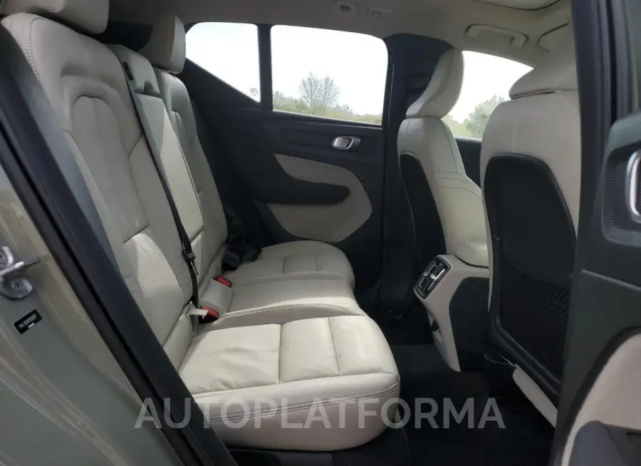 VOLVO XC40 ULTIM 2023 vin YV4L12UX3P2020977 from auto auction Copart