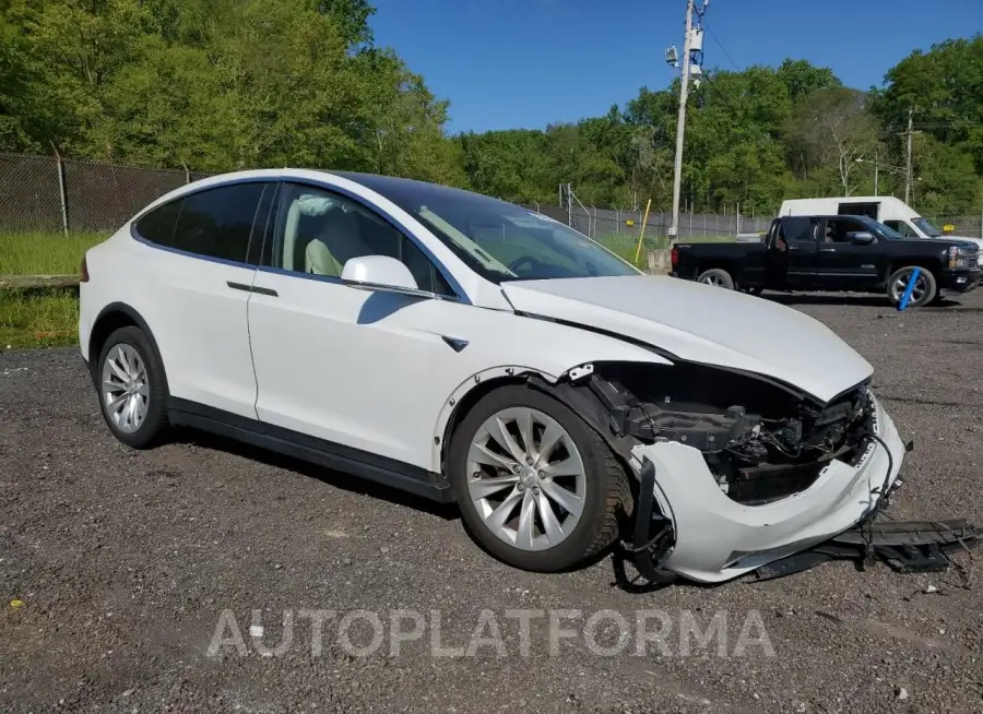 TESLA MODEL X 2017 vin 5YJXCAE26HF076356 from auto auction Copart