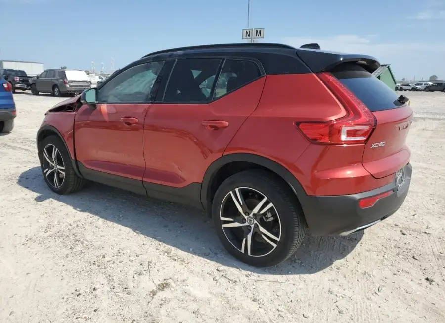 VOLVO XC40 T5 R- 2020 vin YV4162UM6L2316407 from auto auction Copart