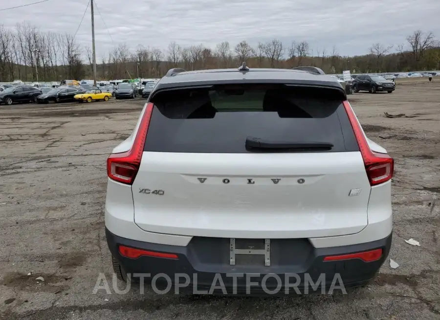 VOLVO XC40 RECHA 2021 vin YV4ED3UR3M2563720 from auto auction Copart