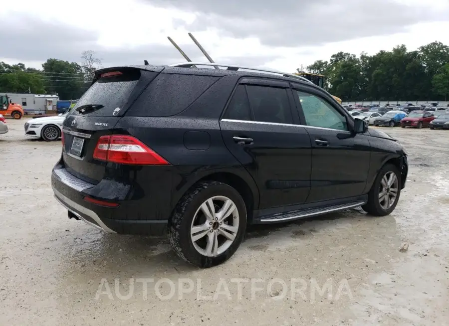 MERCEDES-BENZ ML 250 BLU 2015 vin 4JGDA0EB0FA472156 from auto auction Copart