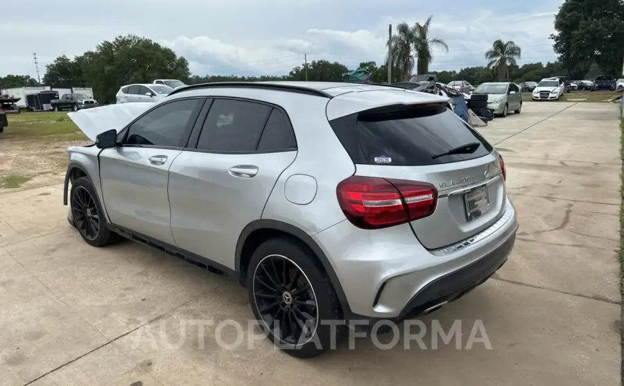 MERCEDES-BENZ GLA 250 2018 vin WDCTG4EB9JJ483844 from auto auction Copart