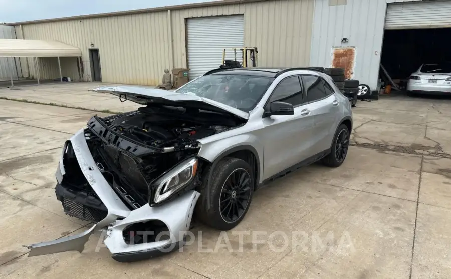 MERCEDES-BENZ GLA 250 2018 vin WDCTG4EB9JJ483844 from auto auction Copart