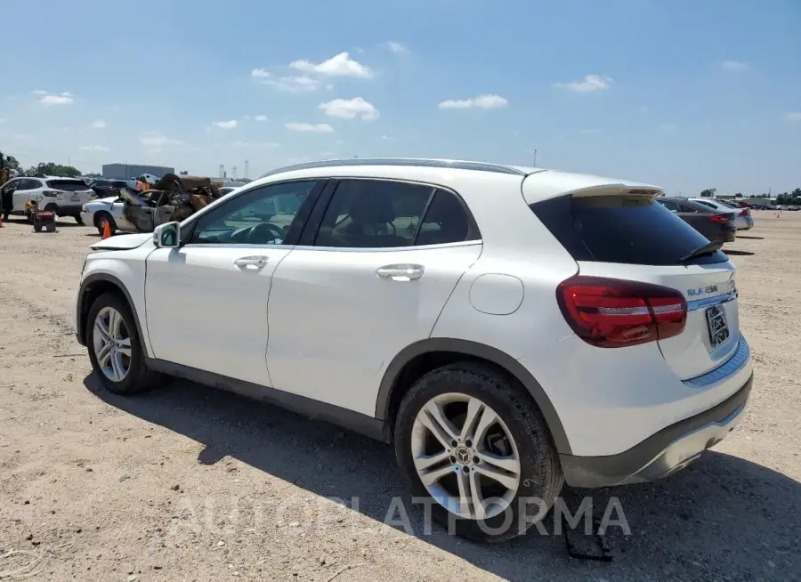 MERCEDES-BENZ GLA 250 2020 vin W1NTG4EB2LU040550 from auto auction Copart