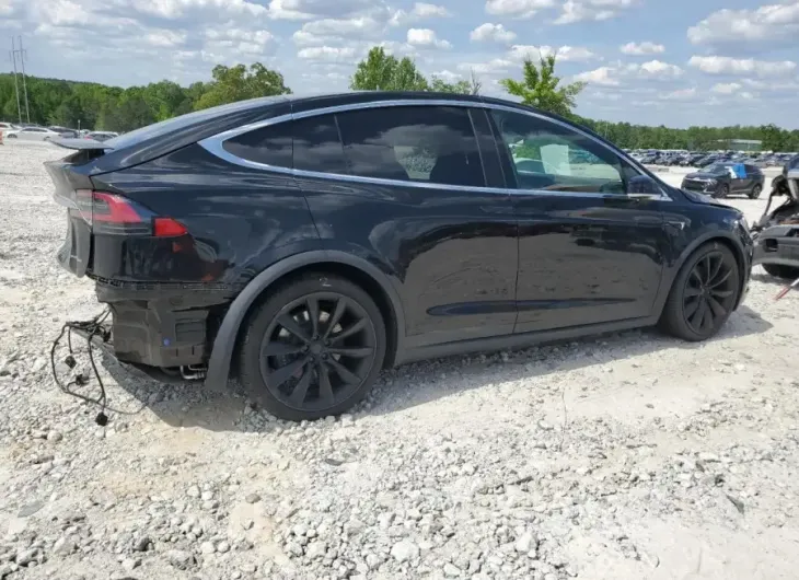 TESLA MODEL X 2019 vin 5YJXCAE2XKF186270 from auto auction Copart