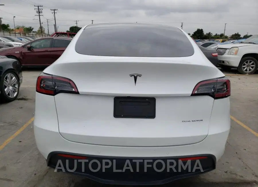 TESLA MODEL Y 2022 vin 7SAYGDEE1NF554234 from auto auction Copart