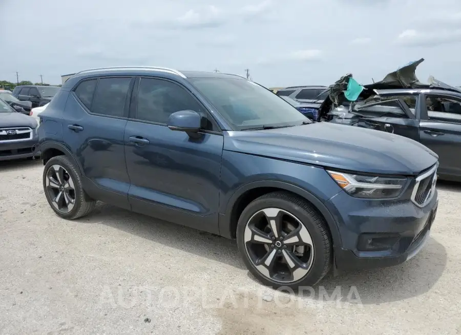 VOLVO XC40 T4 MO 2021 vin YV4AC2HK8M2430606 from auto auction Copart