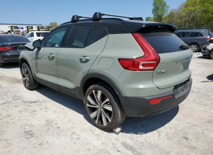 VOLVO XC40 P8 RE 2022 vin YV4ED3UBXN2702763 from auto auction Copart