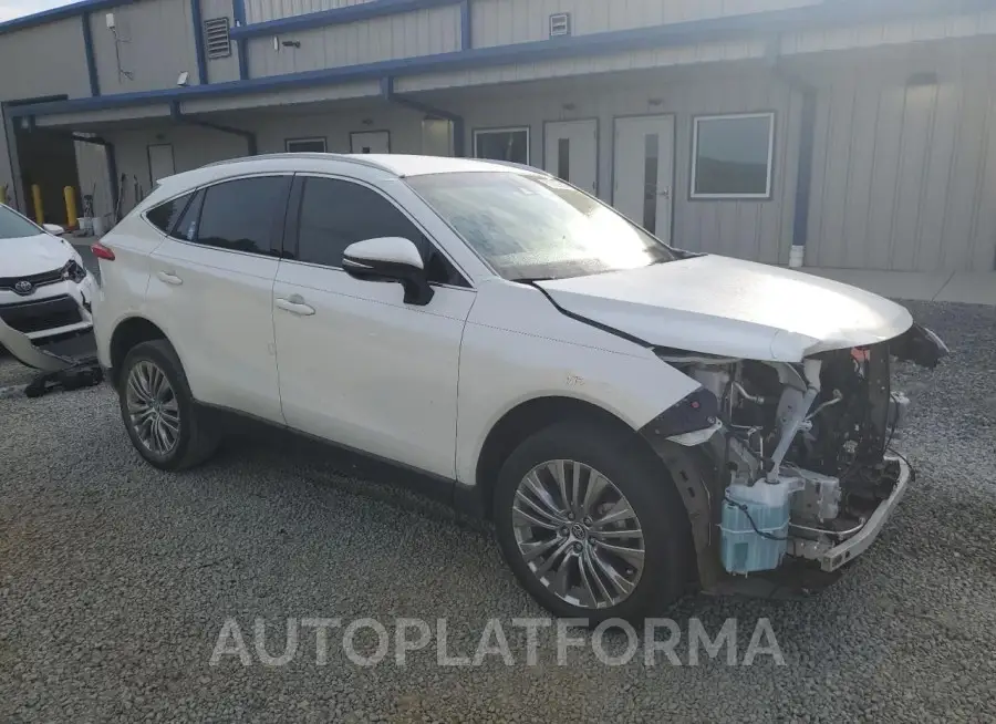 TOYOTA VENZA LE 2022 vin JTEAAAAH6NJ105778 from auto auction Copart