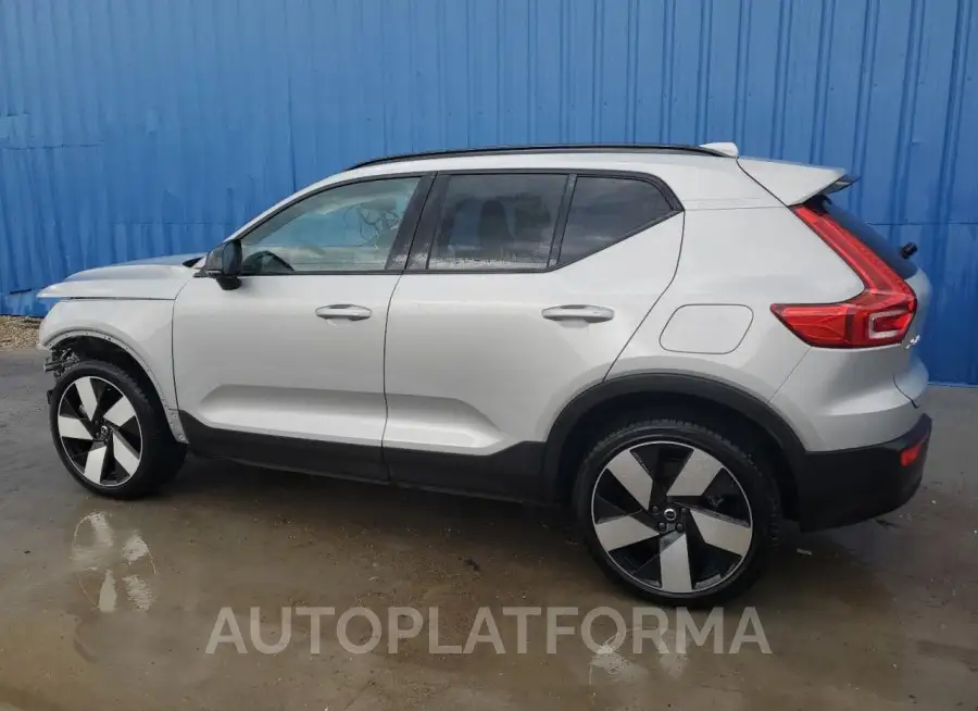 VOLVO XC40 RECHA 2023 vin YV4ED3UM4P2112496 from auto auction Copart