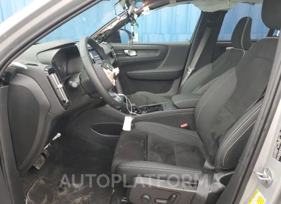 VOLVO XC40 RECHA 2023 vin YV4ED3UM4P2112496 from auto auction Copart