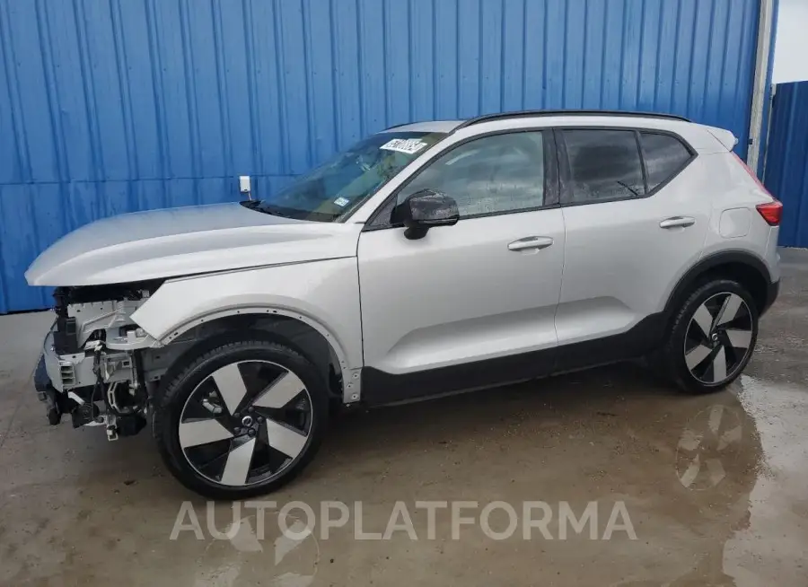 VOLVO XC40 RECHA 2023 vin YV4ED3UM4P2112496 from auto auction Copart