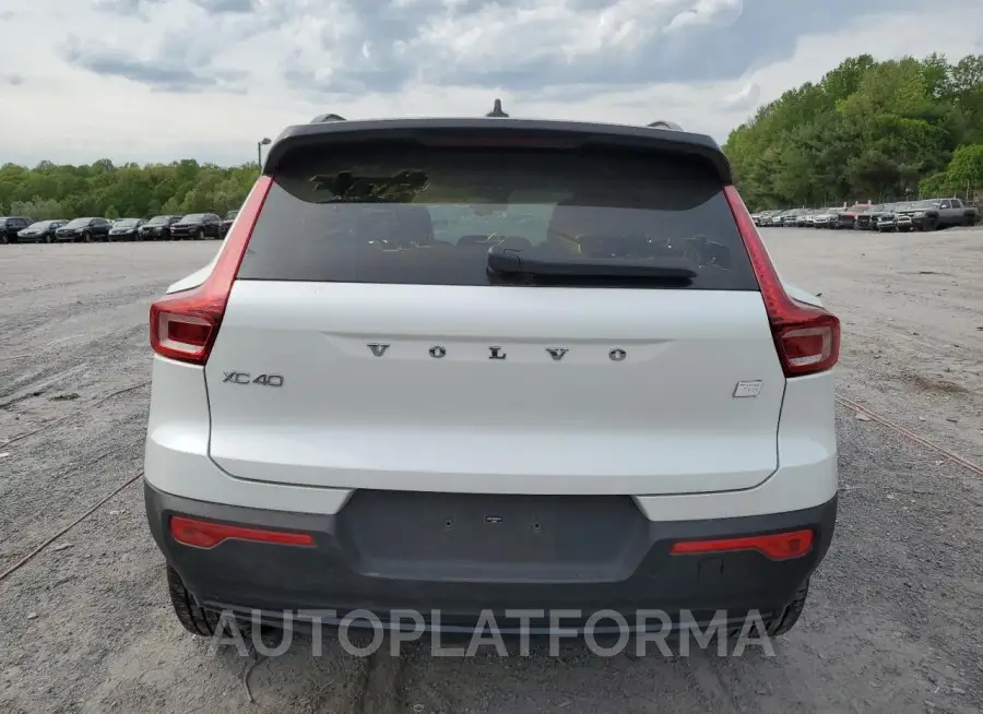 VOLVO XC40 RECHA 2023 vin YV4ED3UM5P2040417 from auto auction Copart