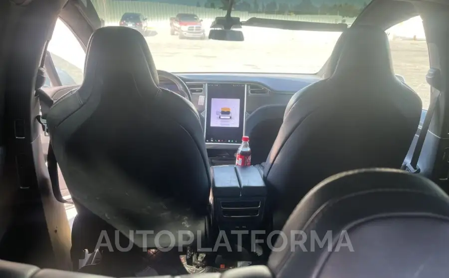 TESLA MODEL X 2017 vin 5YJXCAE2XHF051959 from auto auction Copart