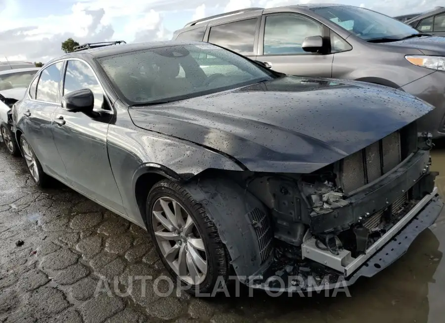 VOLVO S90 T6 MOM 2018 vin LVY992MK5JP020301 from auto auction Copart