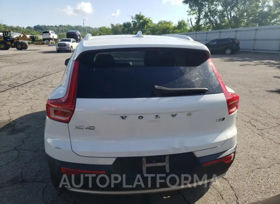 VOLVO XC40 T5 MO 2020 vin YV4162UK5L2328692 from auto auction Copart