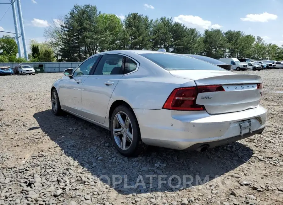 VOLVO S90 T5 MOM 2018 vin LVY982MK2JP022980 from auto auction Copart