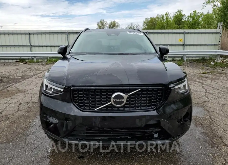 VOLVO XC40 CORE 2024 vin YV4L12UK9R2285362 from auto auction Copart