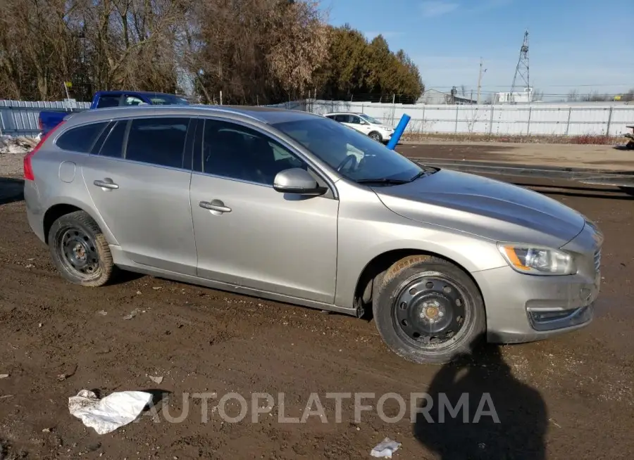 VOLVO V60 PREMIE 2015 vin YV1902SB0F1212038 from auto auction Copart