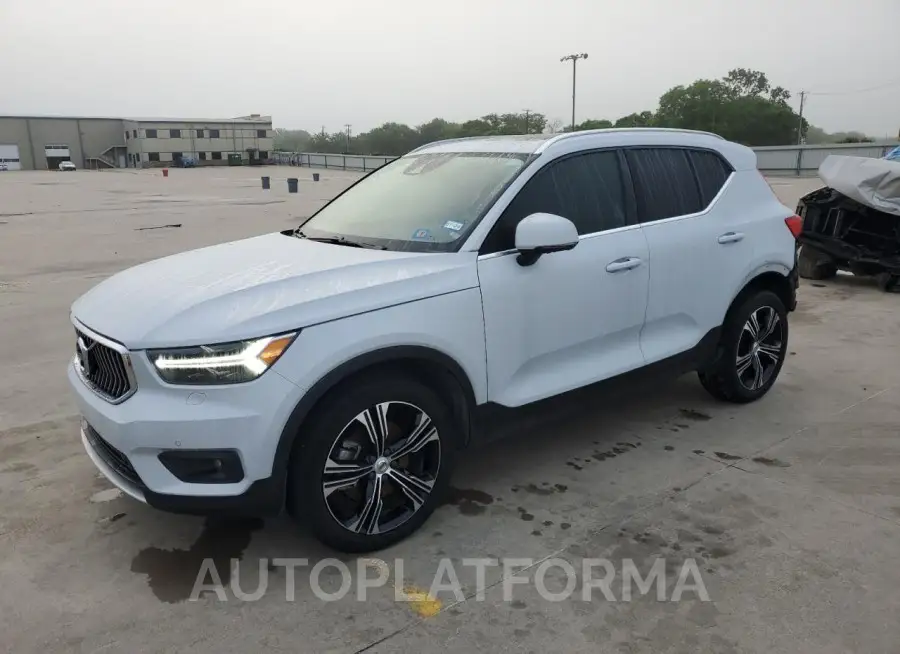 VOLVO XC40 T5 2020 vin YV4162UL1L2248671 from auto auction Copart