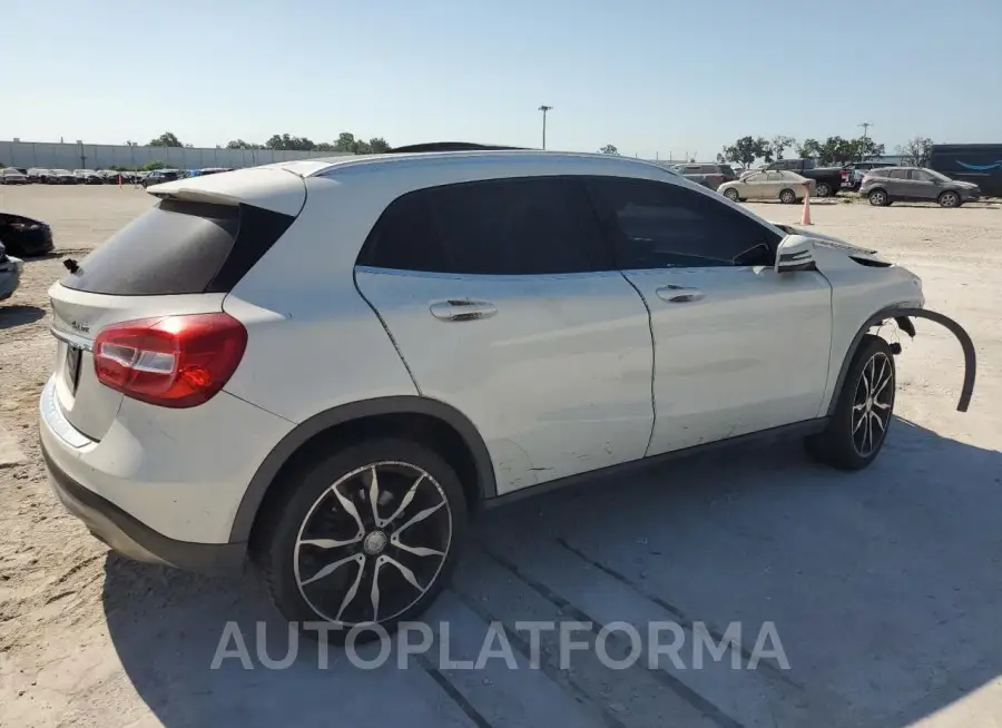 MERCEDES-BENZ GLA 250 4M 2015 vin WDCTG4GB7FJ109379 from auto auction Copart