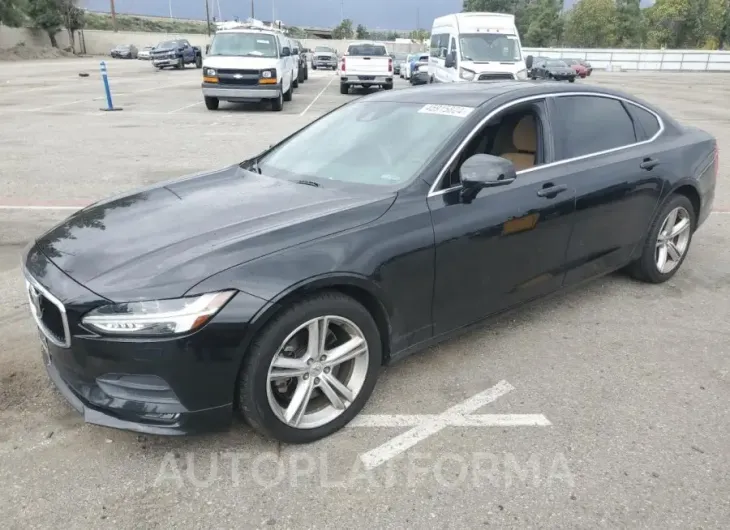 VOLVO S90 T5 MOM 2018 vin LVY982MK4JP025069 from auto auction Copart