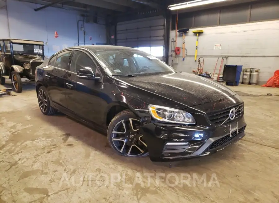 VOLVO S60 DYNAMI 2018 vin YV140MTL0J2461780 from auto auction Copart