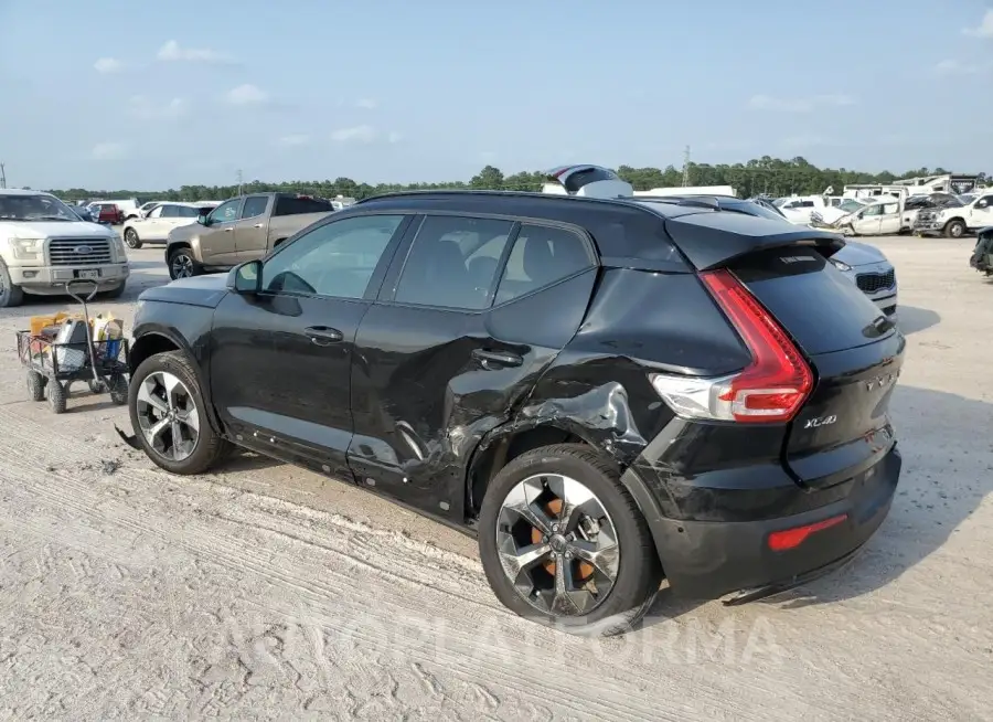 VOLVO XC40 PLUS 2024 vin YV4L12UL5R2206925 from auto auction Copart