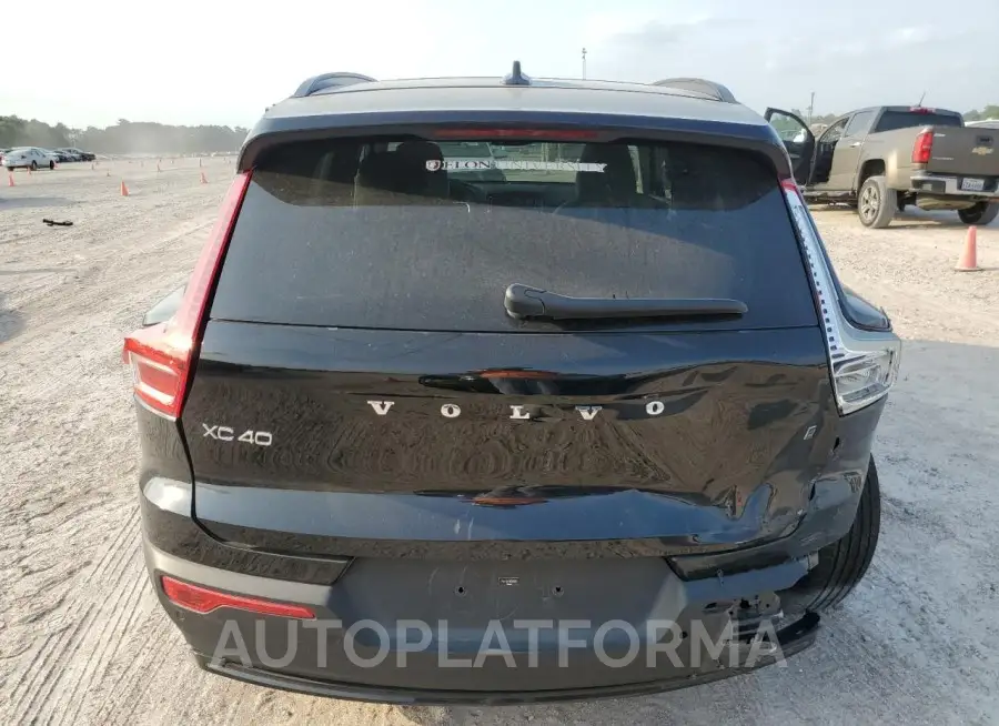 VOLVO XC40 PLUS 2024 vin YV4L12UL5R2206925 from auto auction Copart