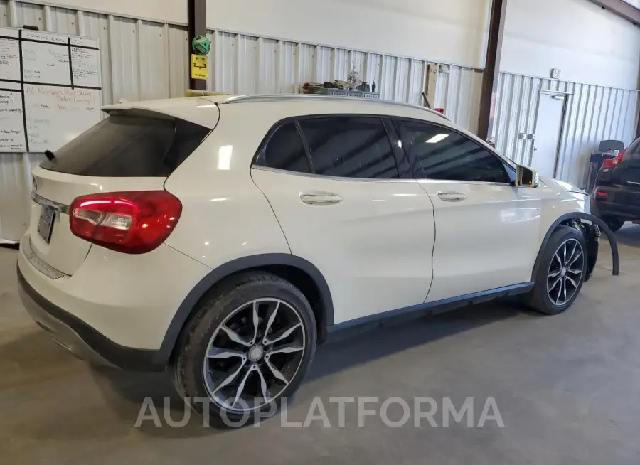 MERCEDES-BENZ GLA 250 2016 vin WDCTG4EB7GJ250392 from auto auction Copart