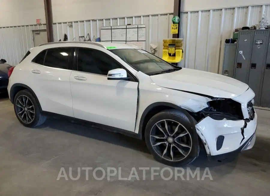 MERCEDES-BENZ GLA 250 2016 vin WDCTG4EB7GJ250392 from auto auction Copart