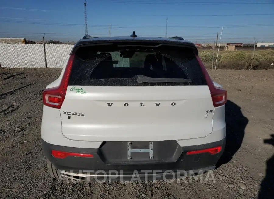 VOLVO XC40 T5 R- 2020 vin YV4162UM9L2307734 from auto auction Copart