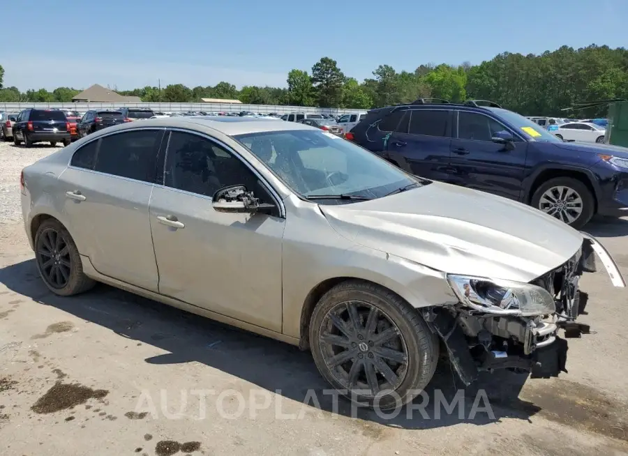 VOLVO S60 PLATIN 2017 vin LYV402TM9HB141224 from auto auction Copart