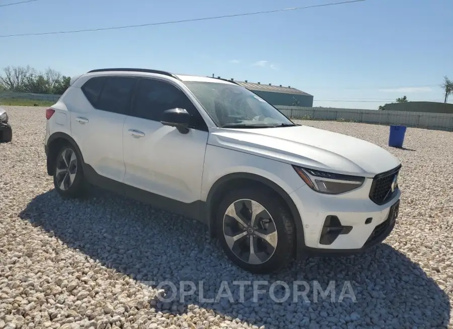 VOLVO XC40 PLUS 2023 vin YV4L12UW1P2938640 from auto auction Copart