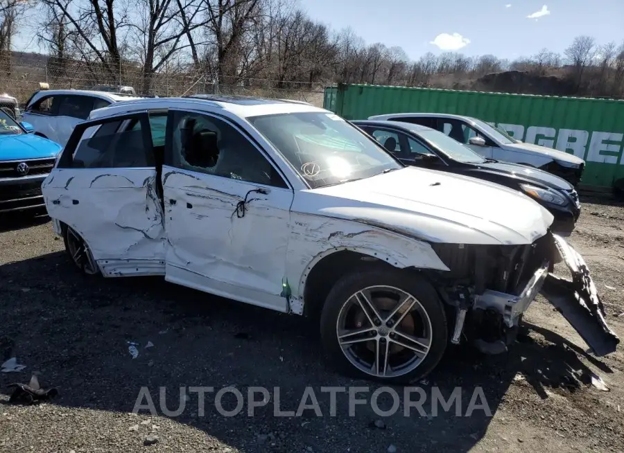 AUDI SQ5 PREMIU 2018 vin WA1A4AFY7J2147976 from auto auction Copart