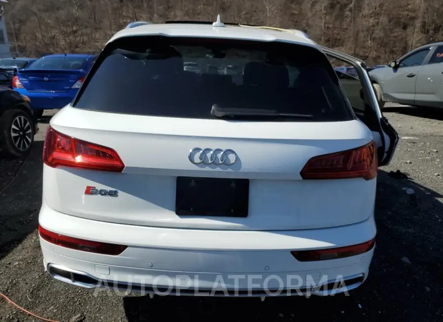 AUDI SQ5 PREMIU 2018 vin WA1A4AFY7J2147976 from auto auction Copart