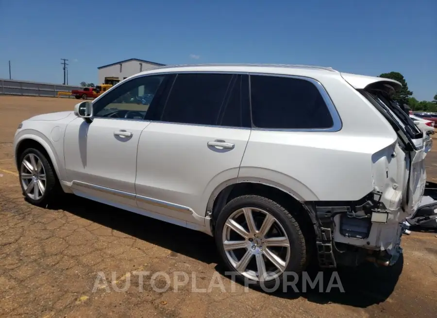 VOLVO XC90 T8 2017 vin YV4BC0PL6H1111333 from auto auction Copart